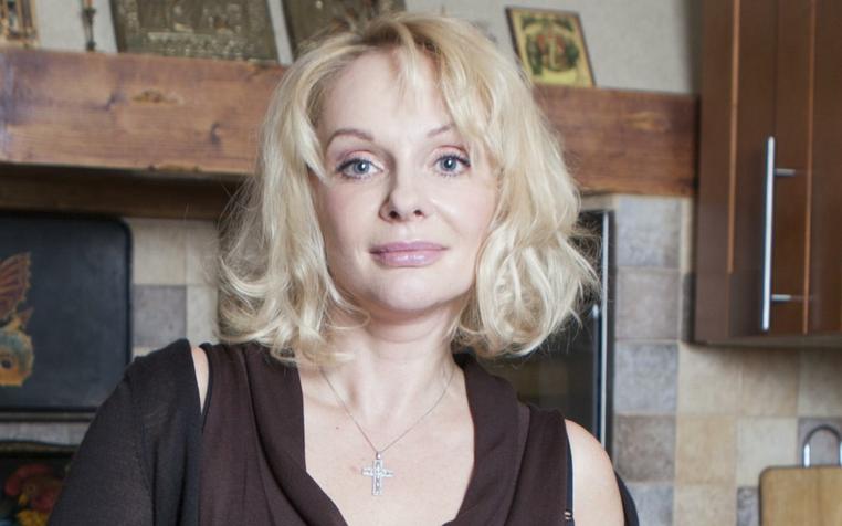 СМИ: Ирина Цывина за несколько месяцев до смерти перестала выпивать и сделала липосакцию