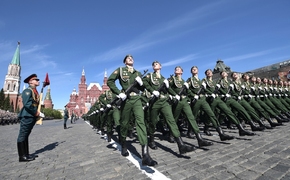 В Кремле объяснили, почему на параде 9 Мая в этом году не будет иностранных лидеров