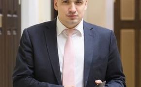 Депутат опроверг, что он устроил стрельбу во дворе дома и рассказал,  что произошло на самом деле