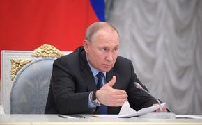 Путин провел телефонные переговоры с Меркель и Макроном