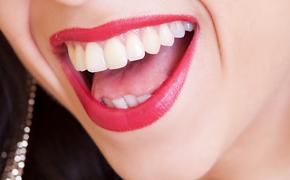Ученые: употребление некоторых напитков приводит к повреждению зубной эмали