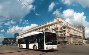 По Челябинску курсирует автобус с видеокамерами и Wi-Fi