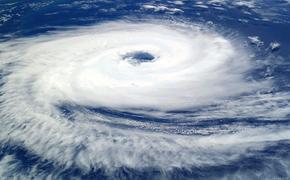 Власти Китая объявили наивысший уровень тревоги из-за супертайфуна