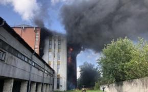 В Петербурге произошел крупный пожар