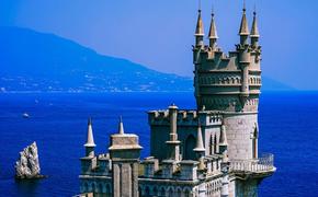 В Крыму объяснили, почему турпоток из Украины на полуостров каждый год увеличивается