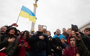 Порошенко принял участие в митинге на майдане Незалежности