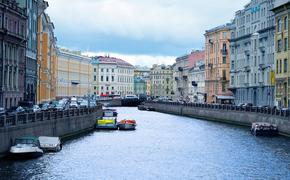 Машина насмерть сбила туриста из Китая в центре Петербурга