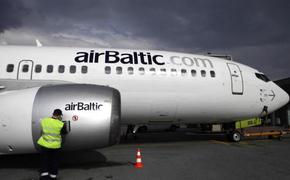 AirBaltic: Пей весь свой коньяк, не отходя от стойки!