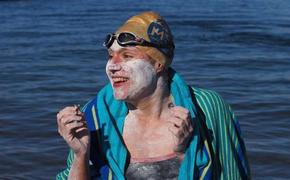 Сара Томас: победила рак и четыре раза подряд переплыла Ла-Манш 