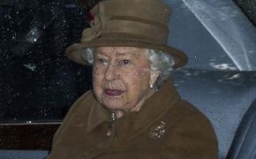 СМИ утверждают, что герцогиня Меган категорически отказалась участвовать в семейном совете с Елизаветой II