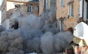 Опубликовано видео последствий обрушения крыши кафе в Новосибирске