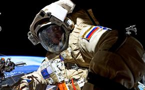 Российский космонавт-испытатель Сергей Рязанский рассказал о первом выходе в открытый космос