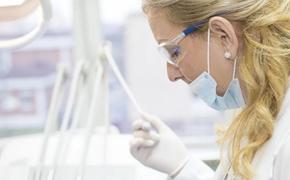 Минздрав планирует заморозить цены на медицинские маски