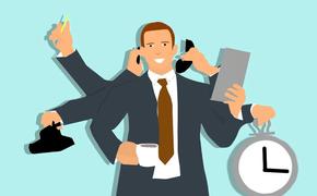 Глава Министерства труда перечислил острые проблемы России 