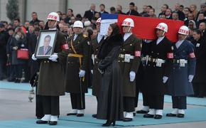 В Турции суд оставил под стражей подозреваемых в убийстве российского посла
