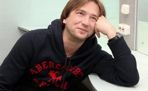 Актер Петр Красилов болен, ждет результатов теста на коронавирус