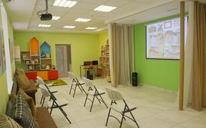 В Еманжелинске после капитального ремонта открыли библиотеку