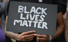Банда разрушителей: кто стоит за движением «Black Lives Matter»