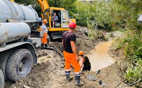 Жителям Геленджика пообещали восстановить водоснабжение до конца дня