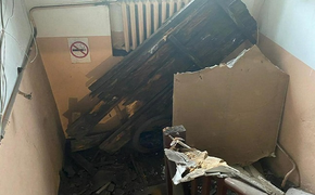 В Хабаровске рухнул потолок в жилом доме 