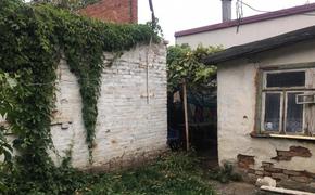 Жильцам 10 аварийных домов в Краснодаре пообещали переезд в новые квартиры