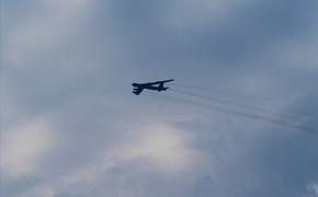 США обеспокоили близкие полеты Cy-27 возле их B-52