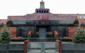 Жириновский призвал не делать из  Красной площади «кладбище»