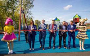 РМК подарил новую игровую площадку юным коркинцам