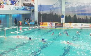 Ватерпольная «Уралочка» заняла первое место в стартовом туре Чемпионата России