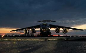 Ил-76 с командованием российских миротворцев приземлился в Армении