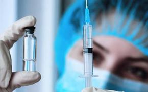 В Латвии жители сообщают о побочных эффектах от вакцины