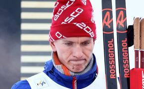 Опубликовано видео, как Большунов сломал палку на финише на ЧМ по лыжным гонкам 