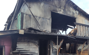 Семья в Хабаровской крае осталась без дома из-за пожара 