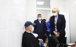 Анна Минькова посетила пункты вакцинации от COVID-19 в Динском районе Кубани