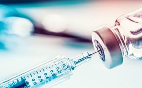  Директор Центра Чумакова назвал сроки сохранения иммунитета после вакцины «КовиВак»