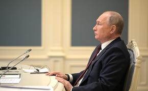 Песков рассказал, когда Путин примет решение по встрече с Байденом