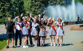 В Челябинской области выпускники купили цветы дешевле, чем в других регионах