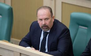 ТАСС: Аудитор Счетной палаты Михаил Мень подал заявление об отставке