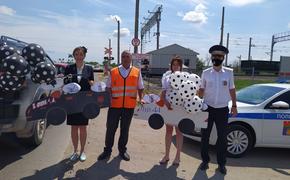 Волгоградским водителям напомнили о правилах пересечения жд переездов