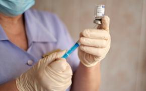 Приморцам рекомендуют поставить вакцину от коронавируса