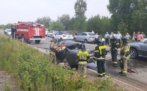 В Хабаровском крае при ДТП с грузовиком погибли четыре человека