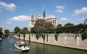 Макрон заявил, что церемония открытия Олимпиады 2024 года в Париже пройдет на берегах Сены и на самой реке
