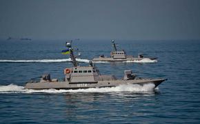 Российские боевые корабли отреагировали на стрельбу украинских катеров в Азовском море 