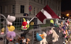 Акции протеста в Латвии: премьер-министр Кариньш проигнорировал волю народа