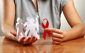 По мнению экспертов, в РФ нужно срочно принимать законы против ВИЧ-отрицателей