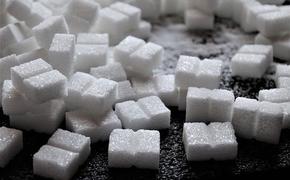 Врач Мясников заявил, что белый хлеб и сахар могут спровоцировать развитие рака
