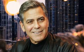 Джордж Клуни запретил жене смотреть фильм «Бэтмен и Робин», где сыграл главную роль