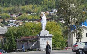 В одном из городов Челябинской области демонтируют памятник Ленину