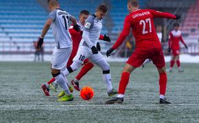 Футболисты «Челябинска» по итогам осеннего сезона заняли «серебряное» место
