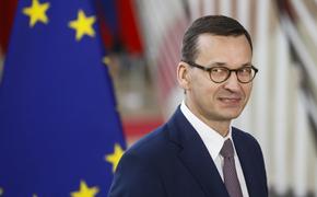 Польский премьер Моравецкий назвал Варшаву защитницей Европы от мигрантов